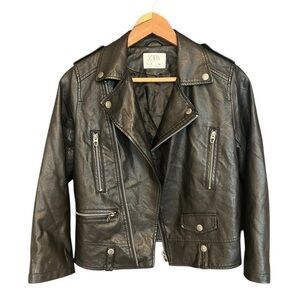 Zara Giris faux leather Moto in great condition size 9